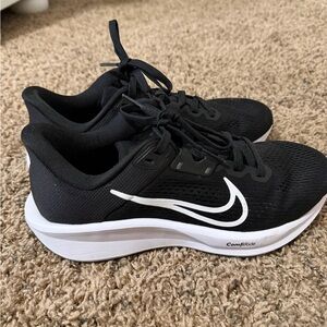 Nike Quest 6 Sneaker